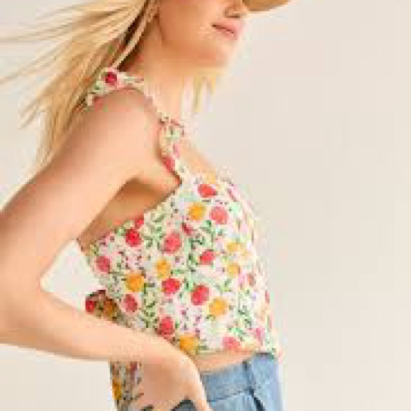 Francesca's Taylor Bow Back Corset Floral Blouse - Originally Retailed @ 48.00 - Picture 6 of 6